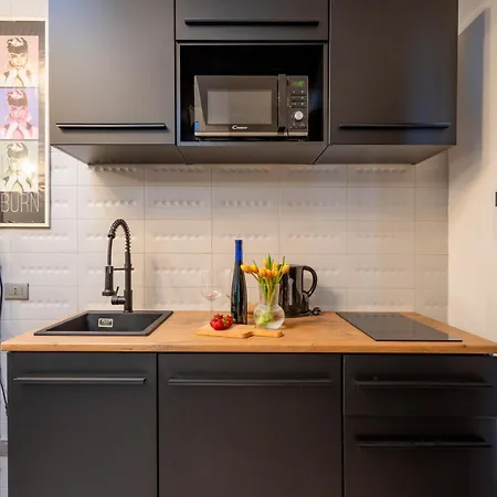 Guesthost - Welchome In The Heart Of Bari! Lejlighed