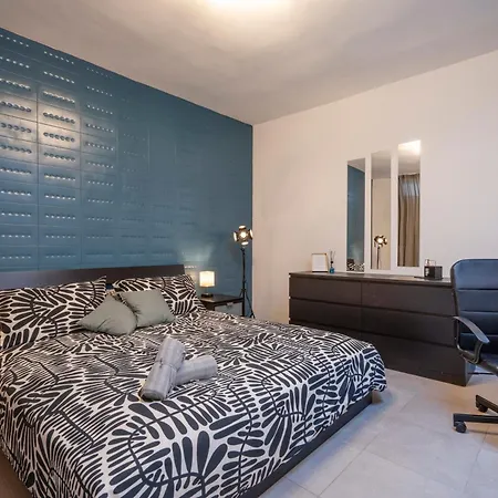 Guesthost - Welchome In The Heart Of Bari!